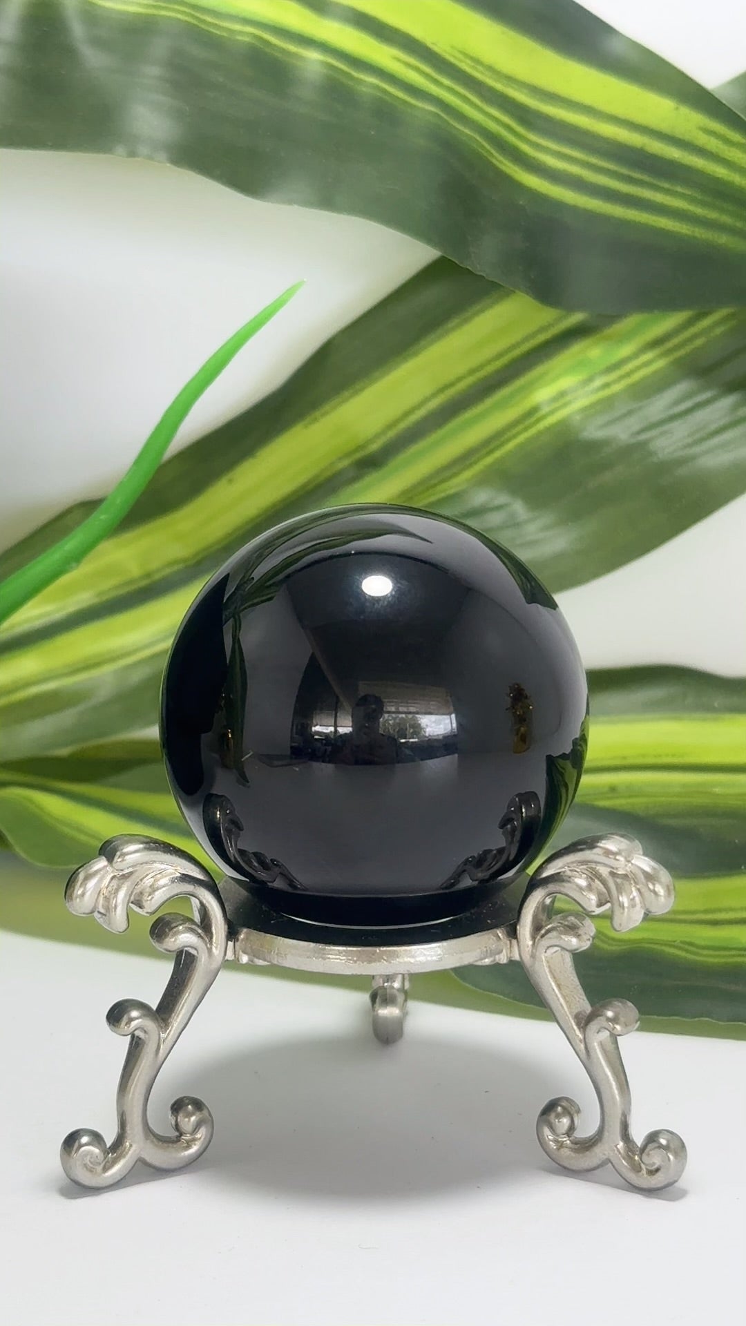 Obsidian Sphere 174g