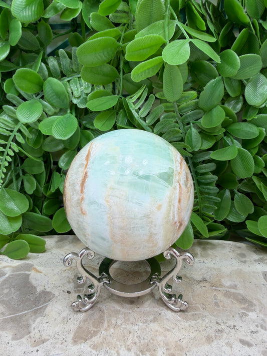 Caribbean Calcite Sphere 582g