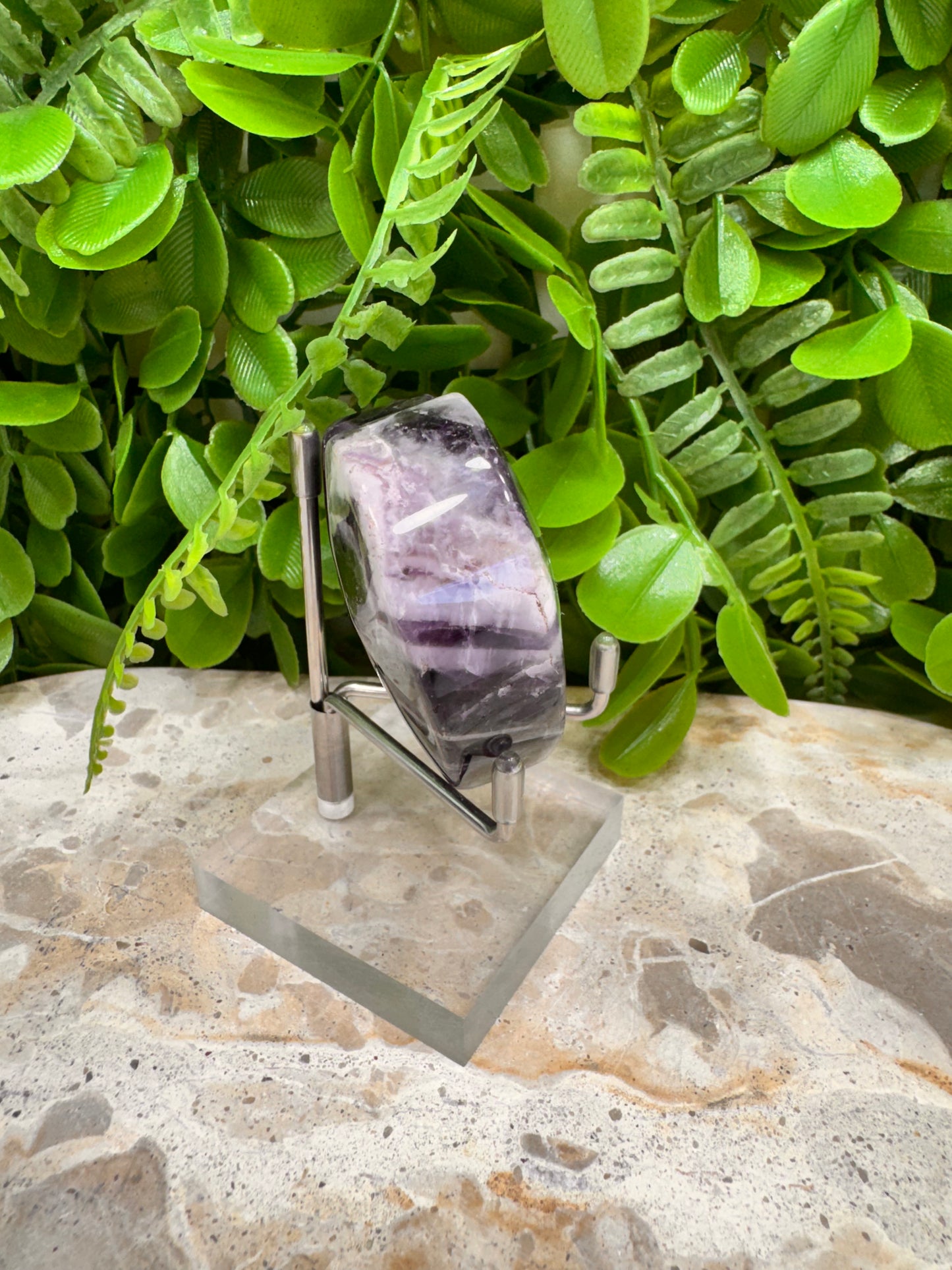 Chevron Amethyst Heart 134g