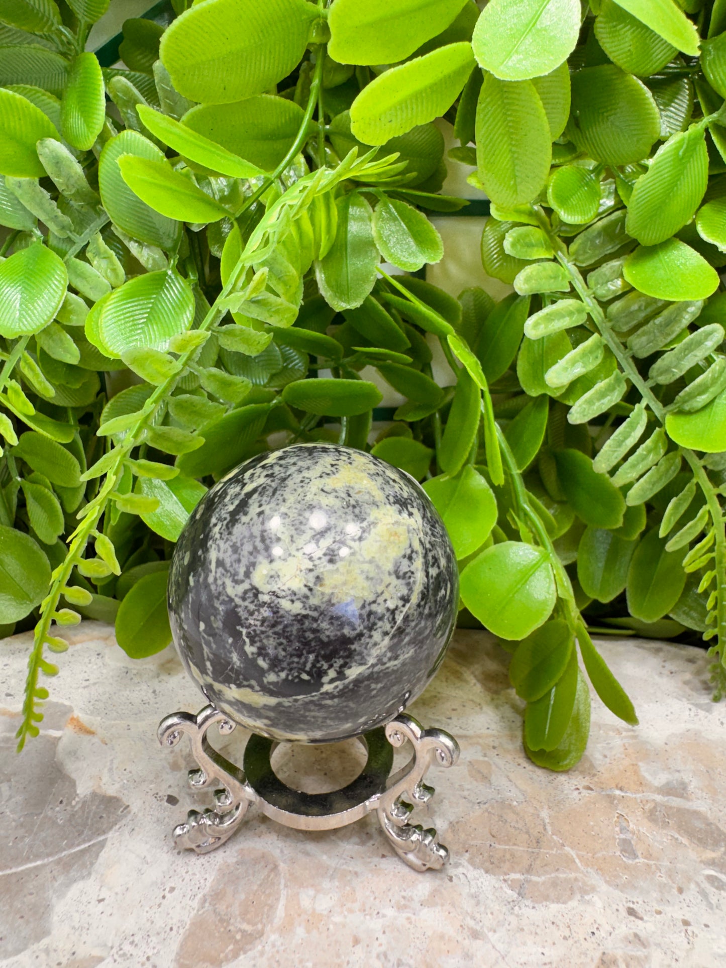 Leafy Green Serpentine 220g
