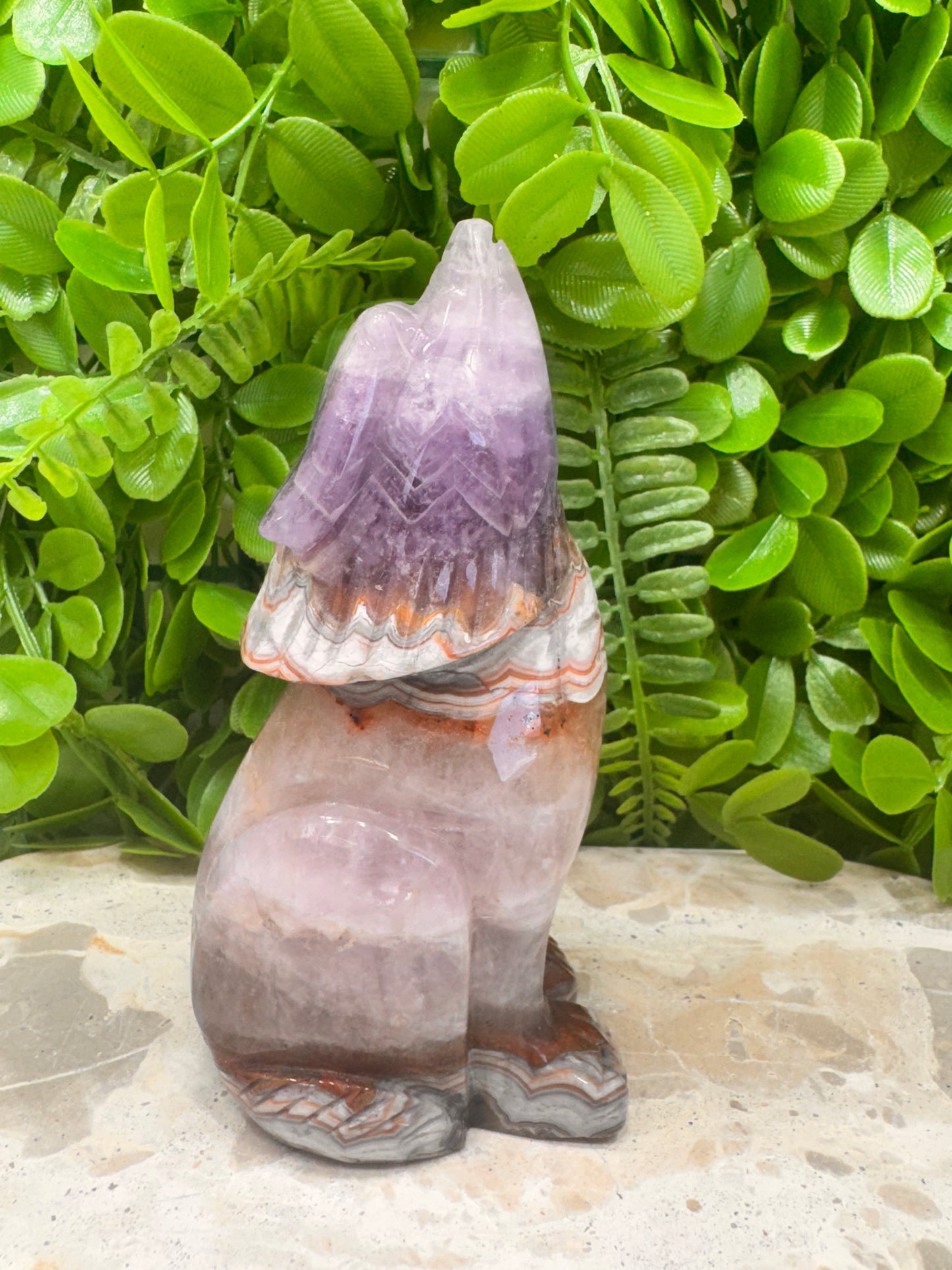 Amethyst/Mexican Agate Wolf 480g