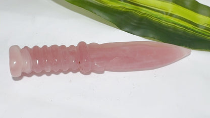Rose Quartz Knife 114g