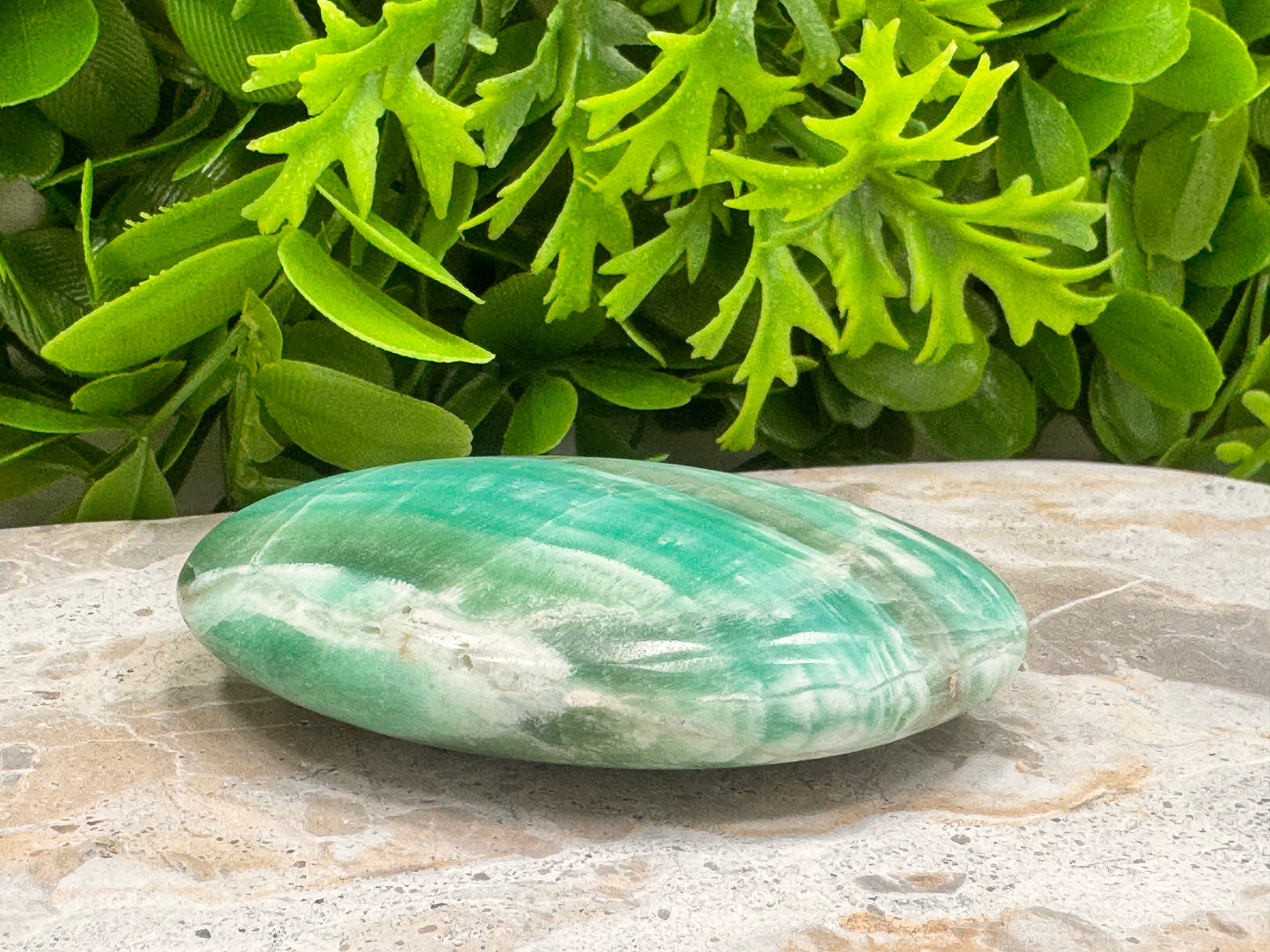 Smithsonite Palm Stone 140g