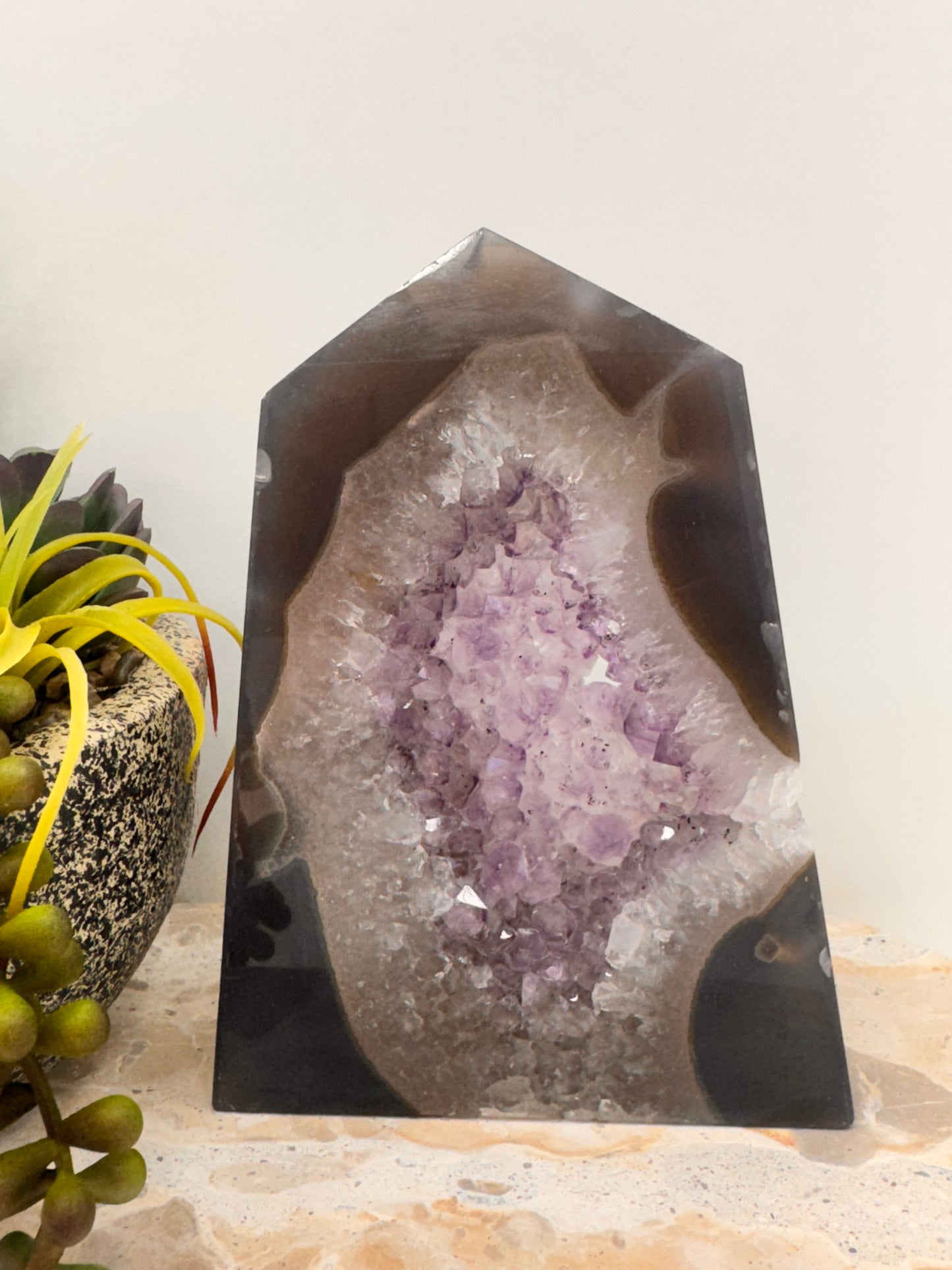 Agate/Amethyst Freeform 638g