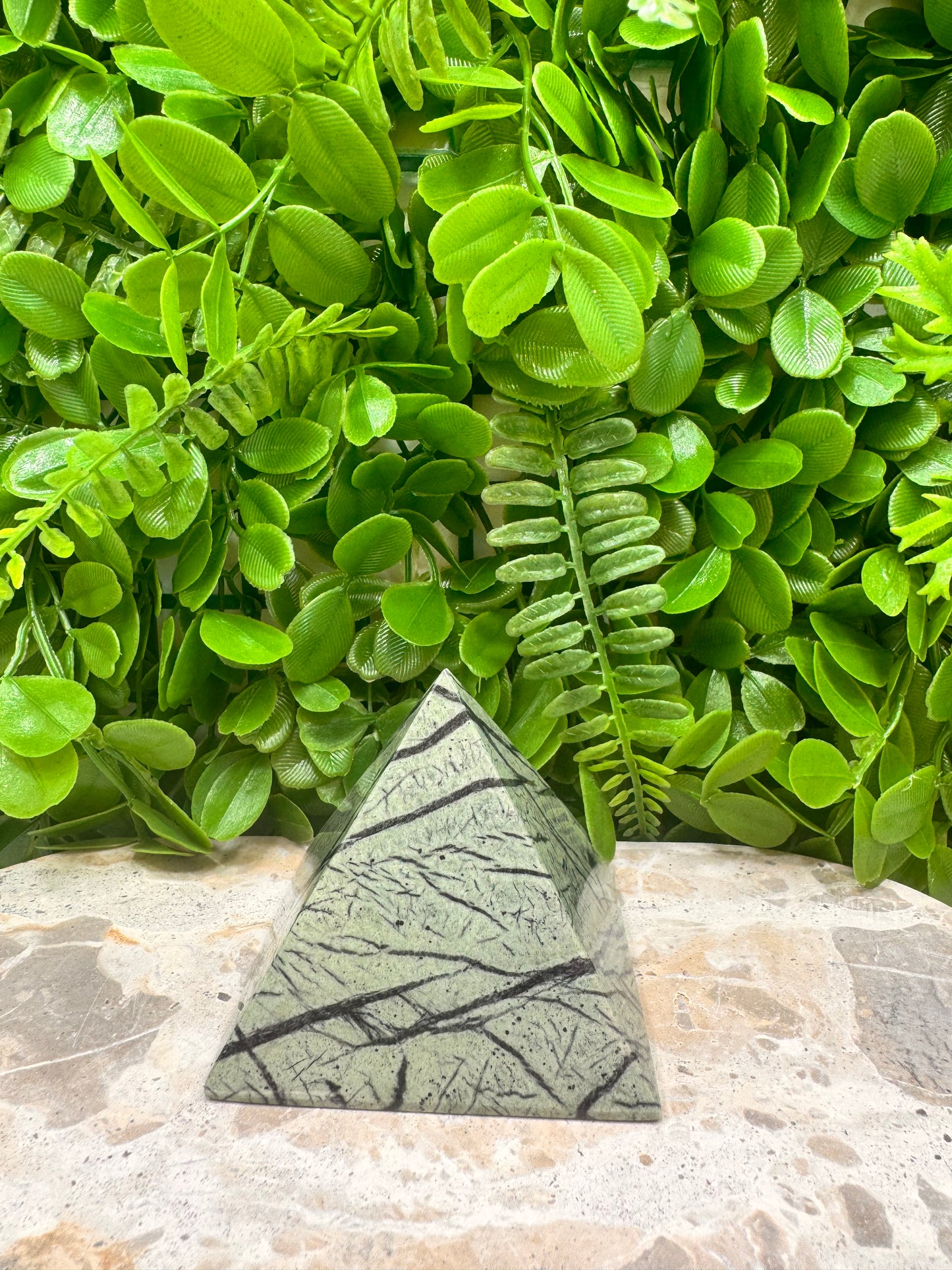 Black Vein Serpentine Pyramid 394g