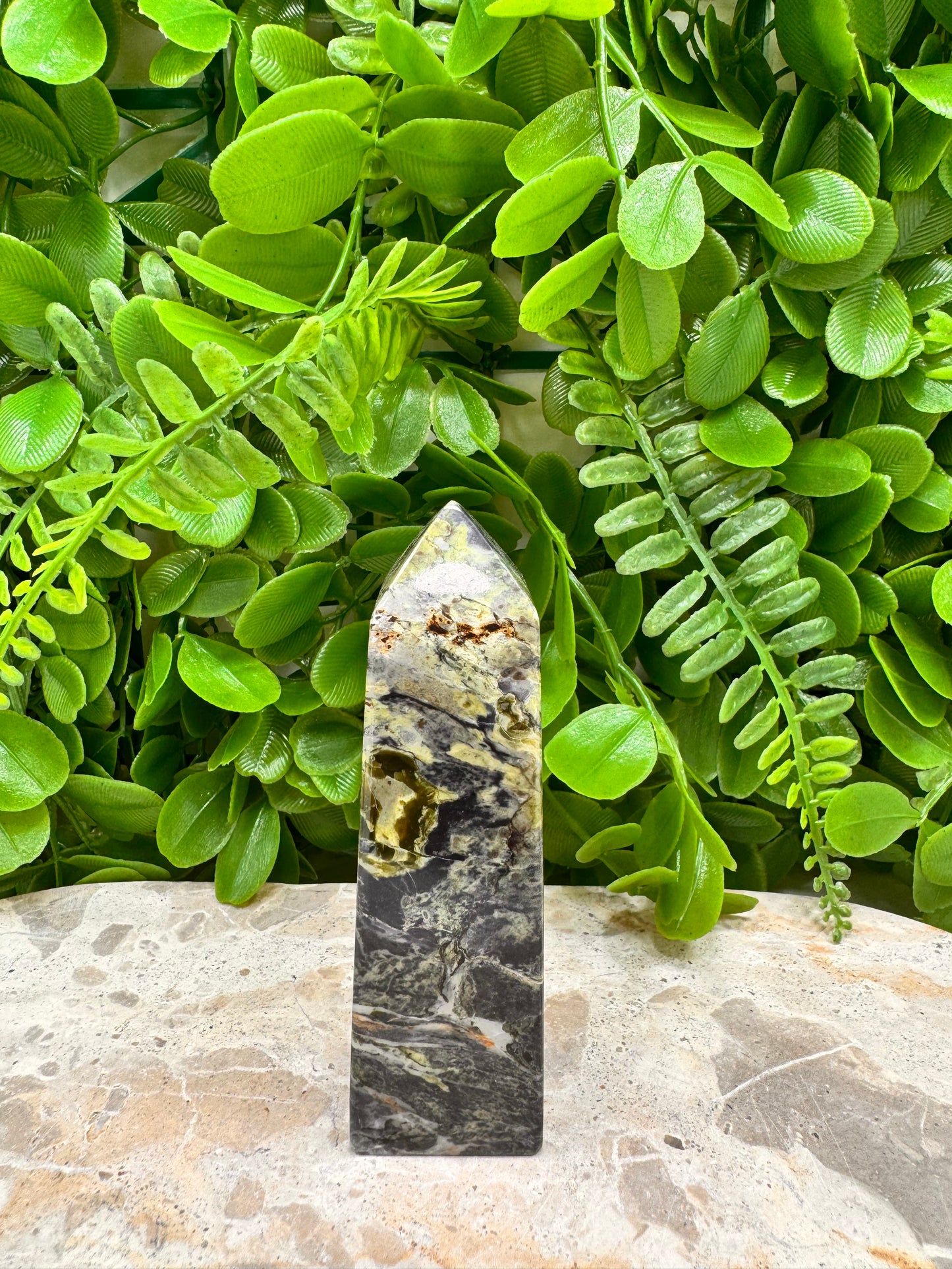 Leafy Serpentine Tower 174g