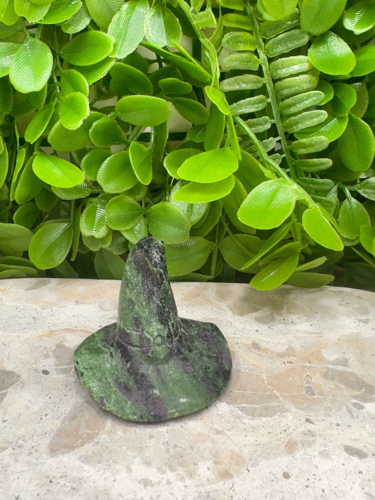 Ruby Zoisite Witches Hat 96g