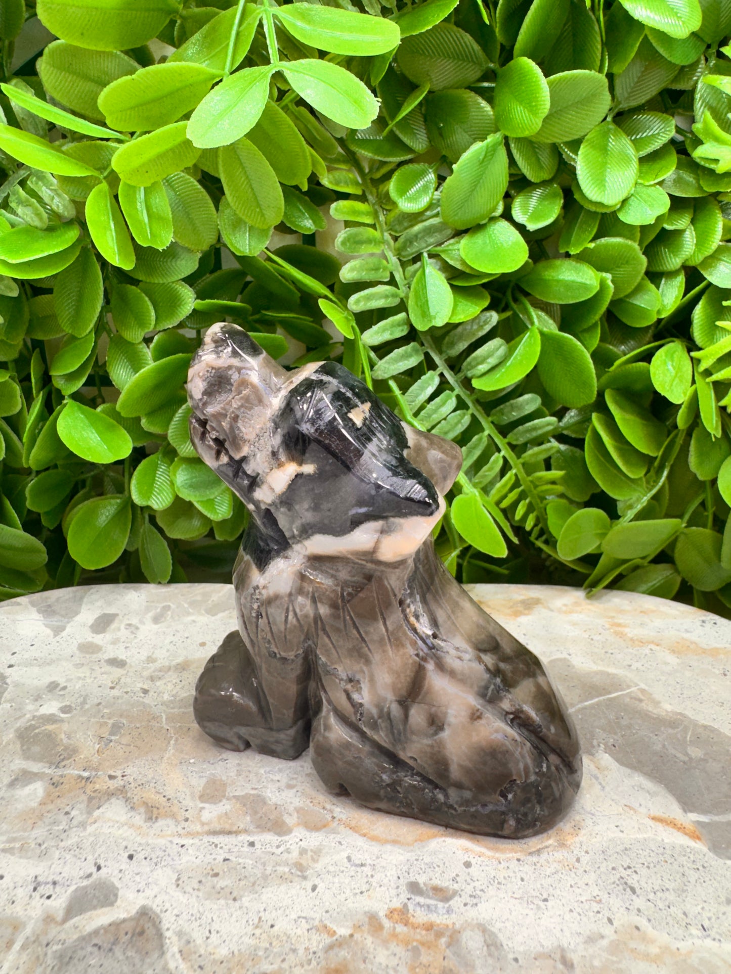 Volcanic Agate Wolf 288g