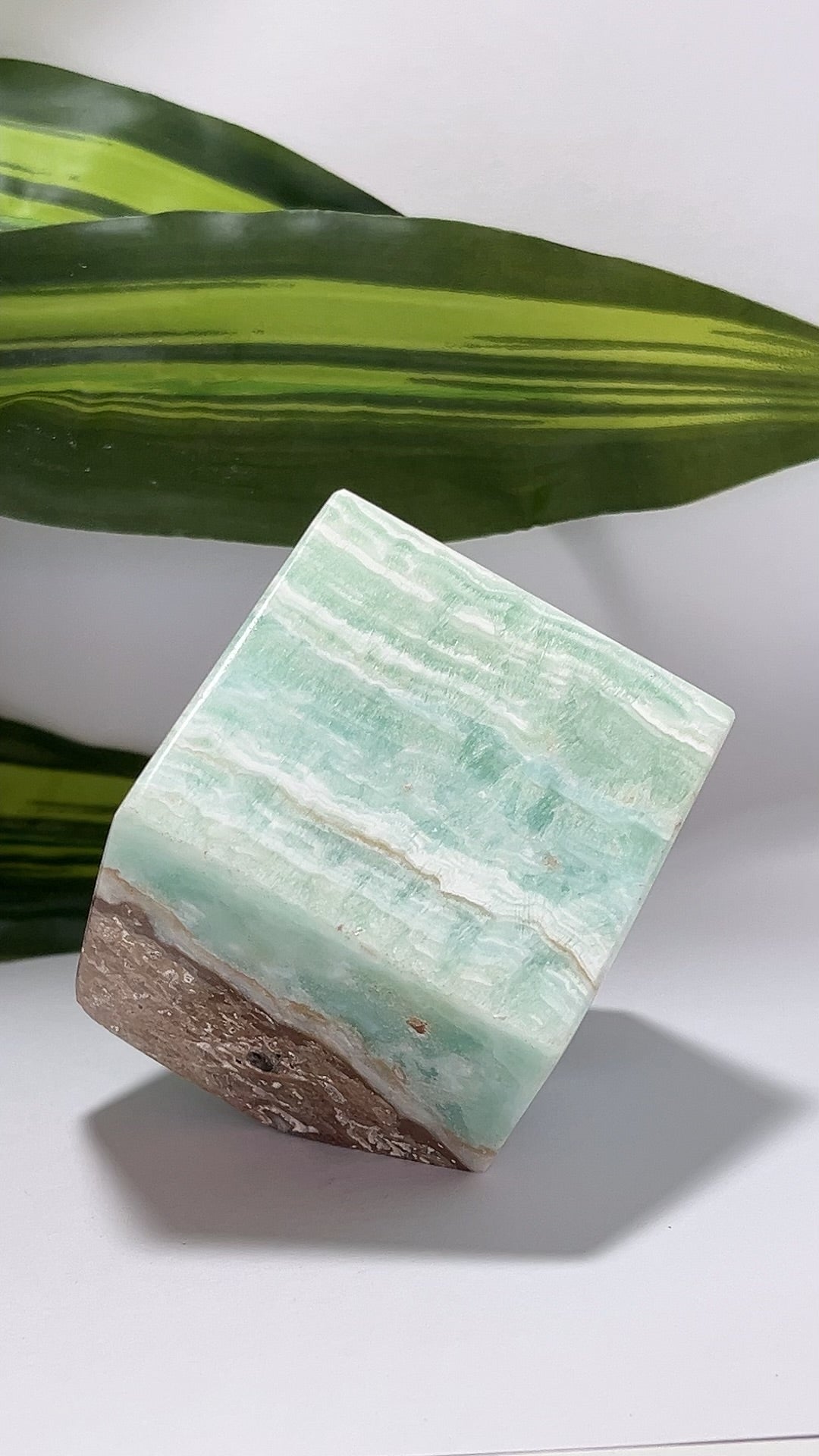 Aragonite Cube 666g