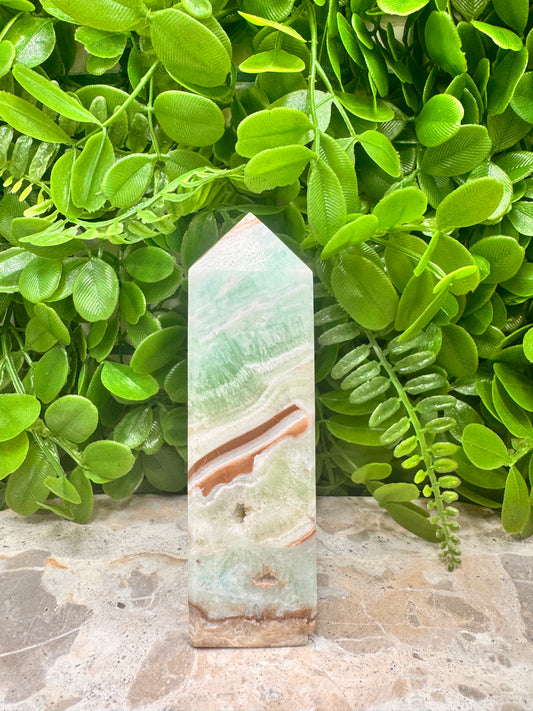 Caribbean Calcite Tower 318g