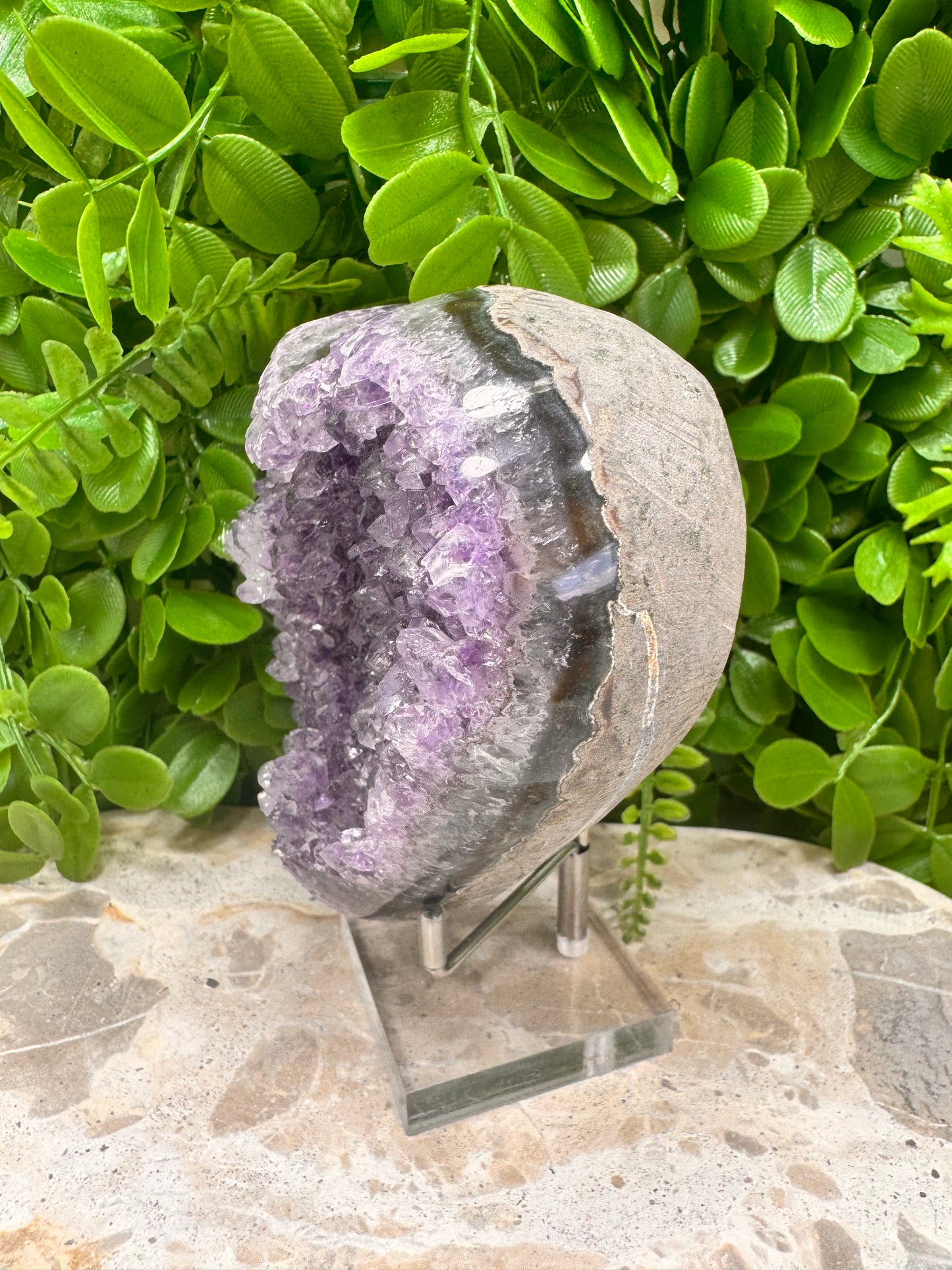 Amethyst Druzy Heart 910g