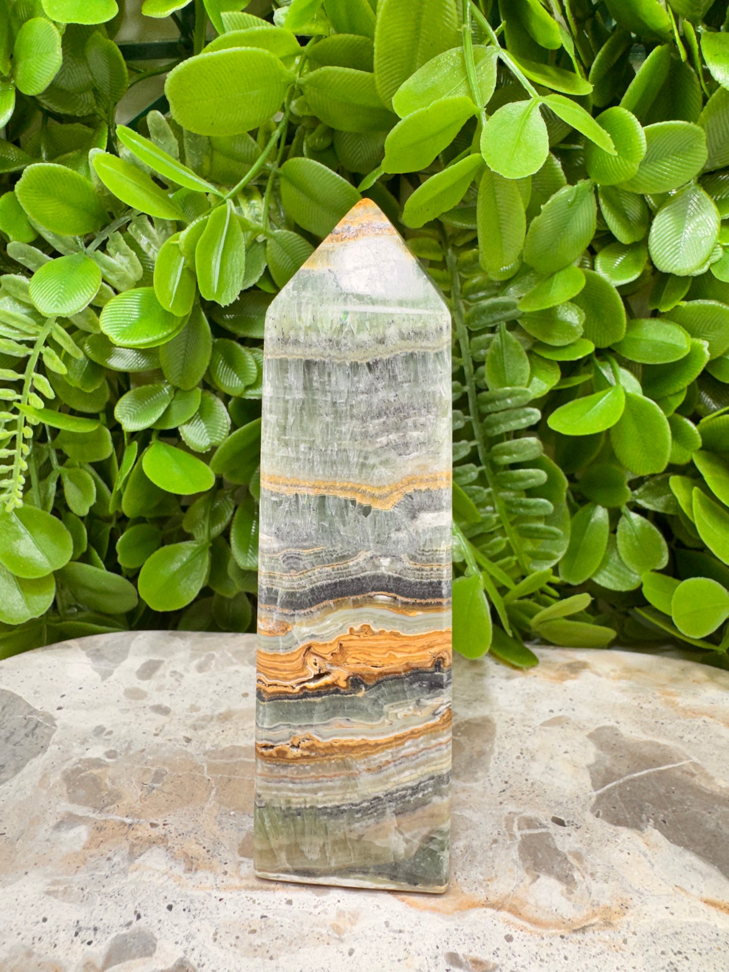 Emerald Kiwi Calcite Tower 376g