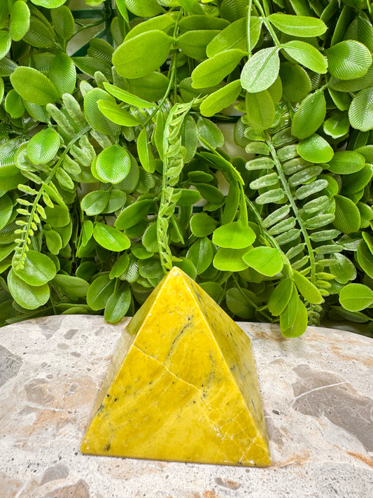 Jade & Hematite Pyramid 306g