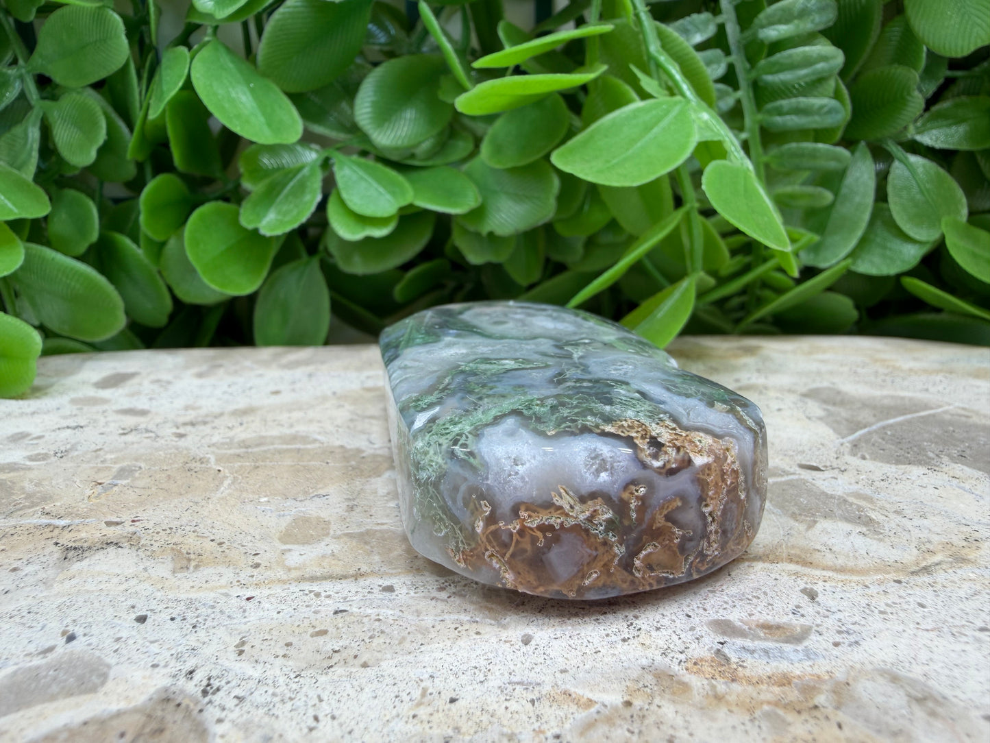 Moss Agate Palm Stone 94g
