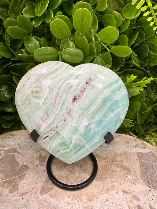 Blue Caribbean Calcite Heart 658g