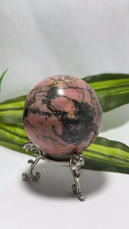 Rhodonite Sphere 800g