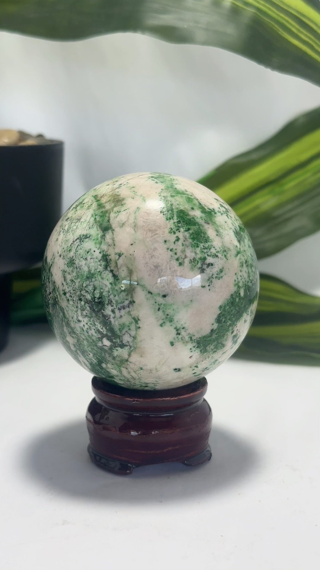 Green Apple Jadeite Sphere 534g