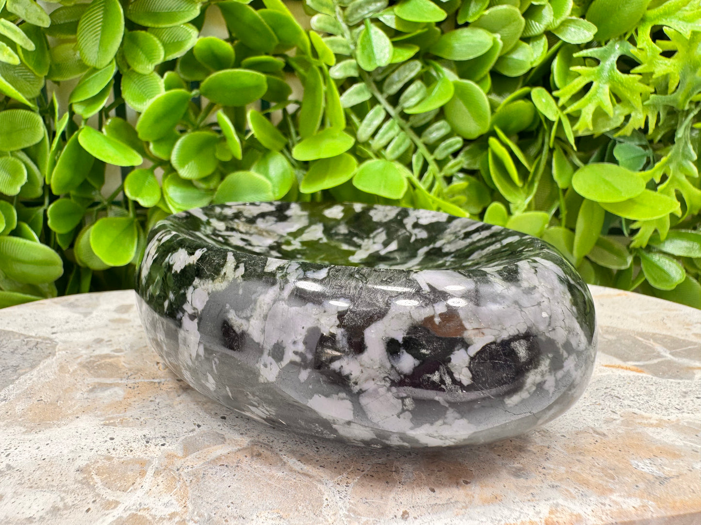 Mystic Merlinite Bowl 716g