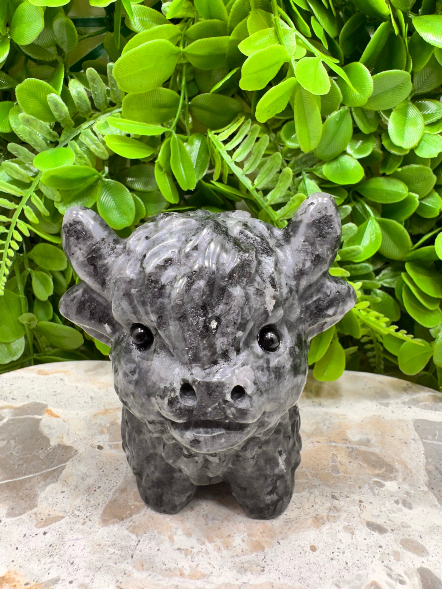 Larvikite Highland Cow 978g