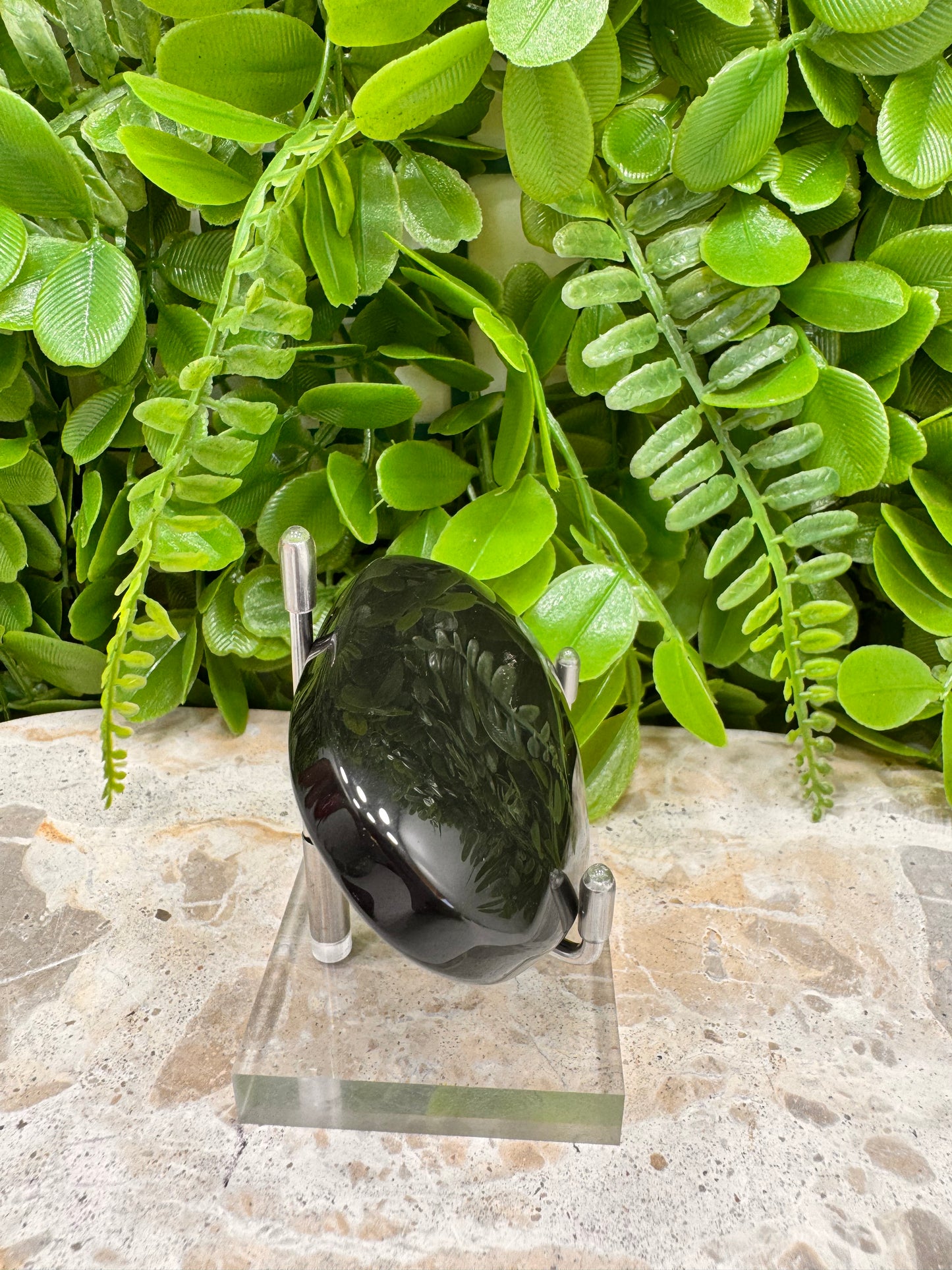 Black Obsidian Palm Stone 98g