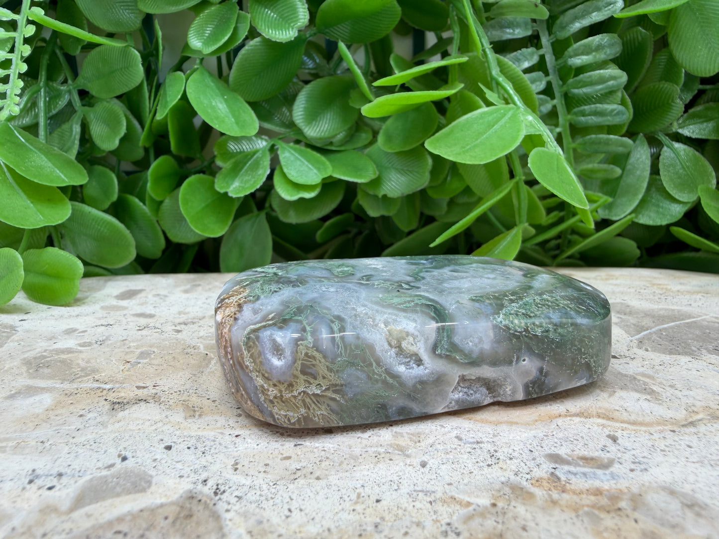 Moss Agate Palm Stone 94g