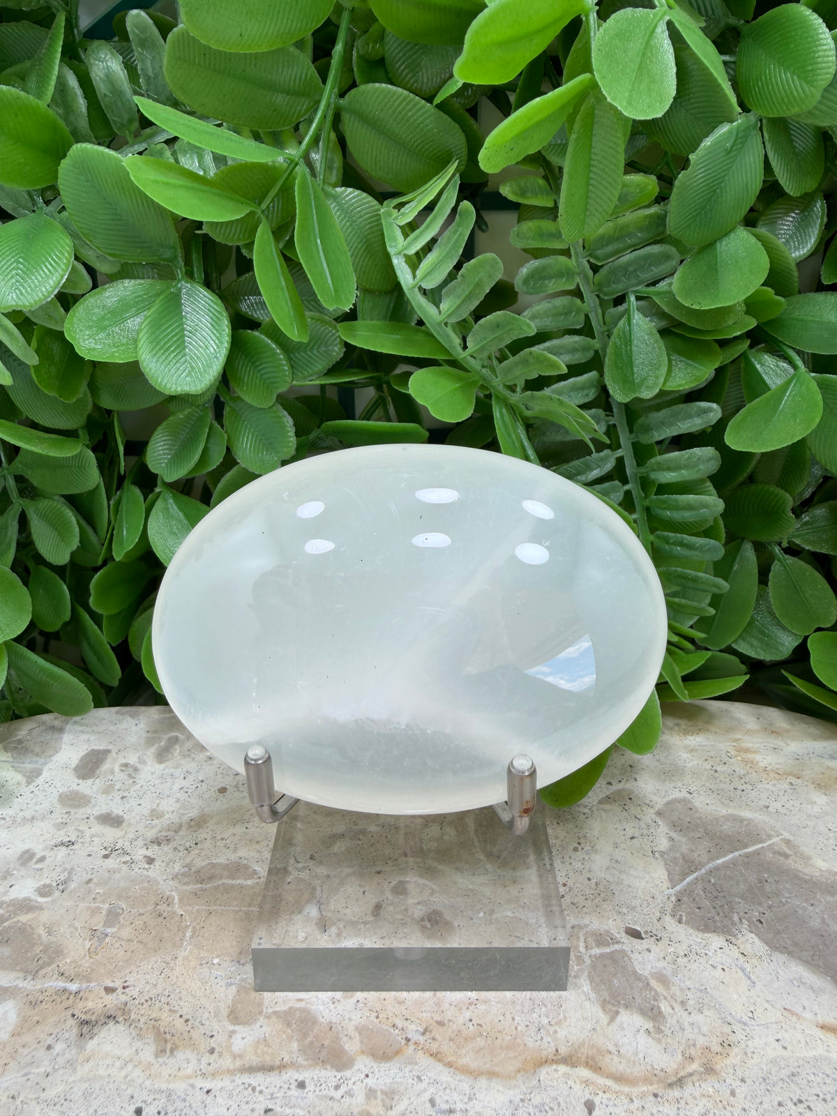 Silky White Calcite palm Stone 178g
