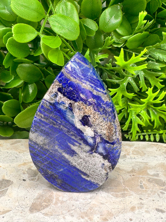 Lapis Lazuli teardrop 292g