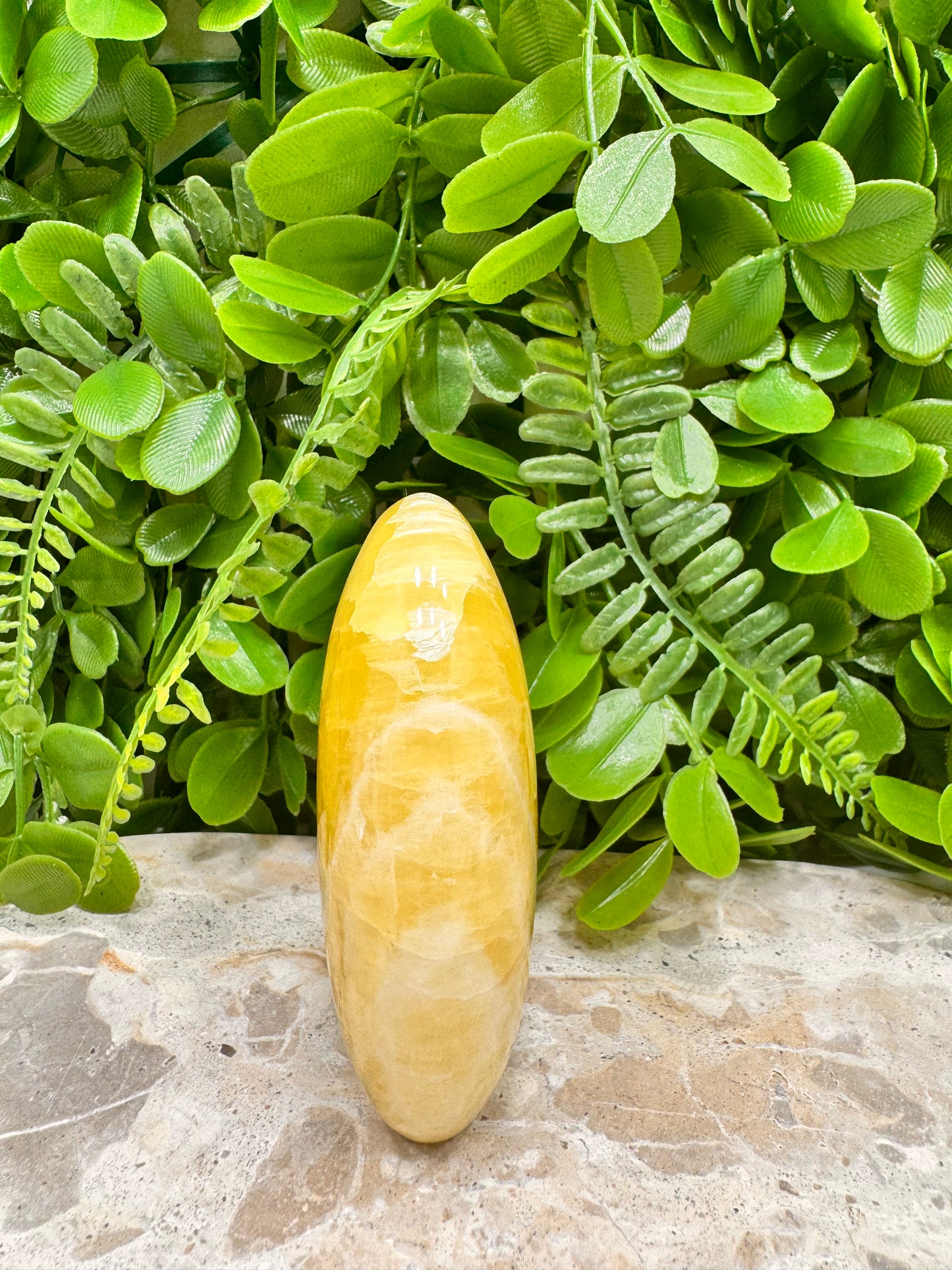 Standing Lemon Calcite 342g