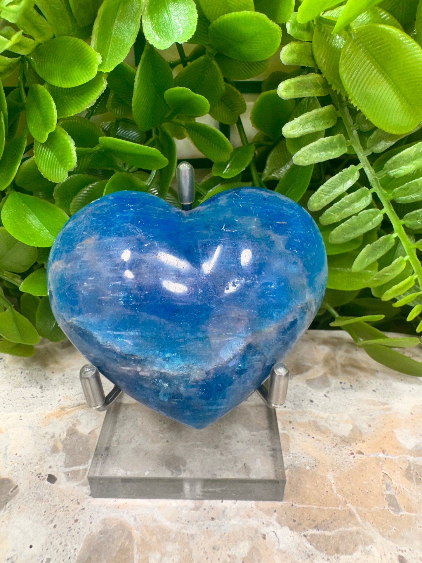 Apatite Heart 214g