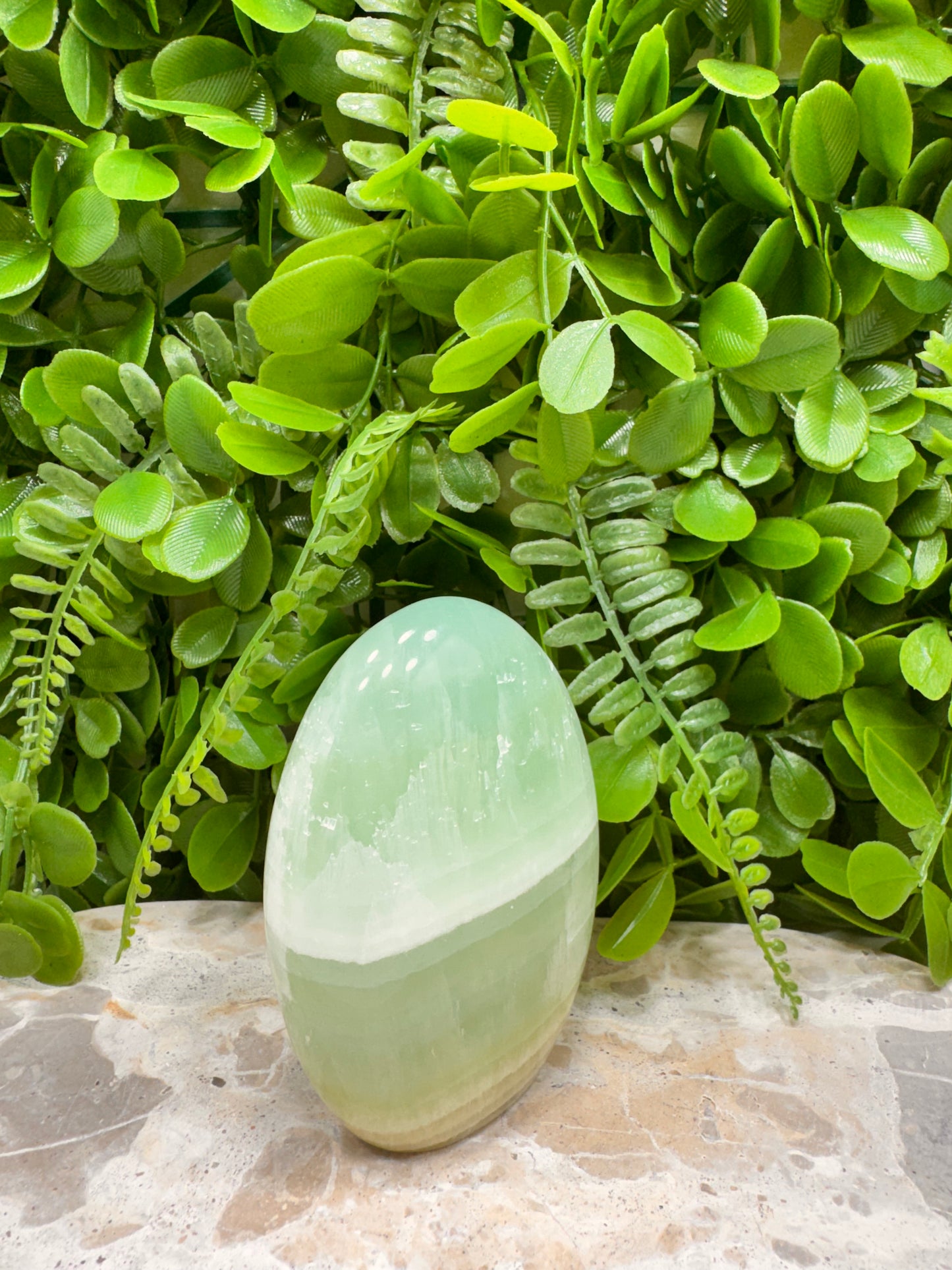 Standing Pistachio Calcite 380g