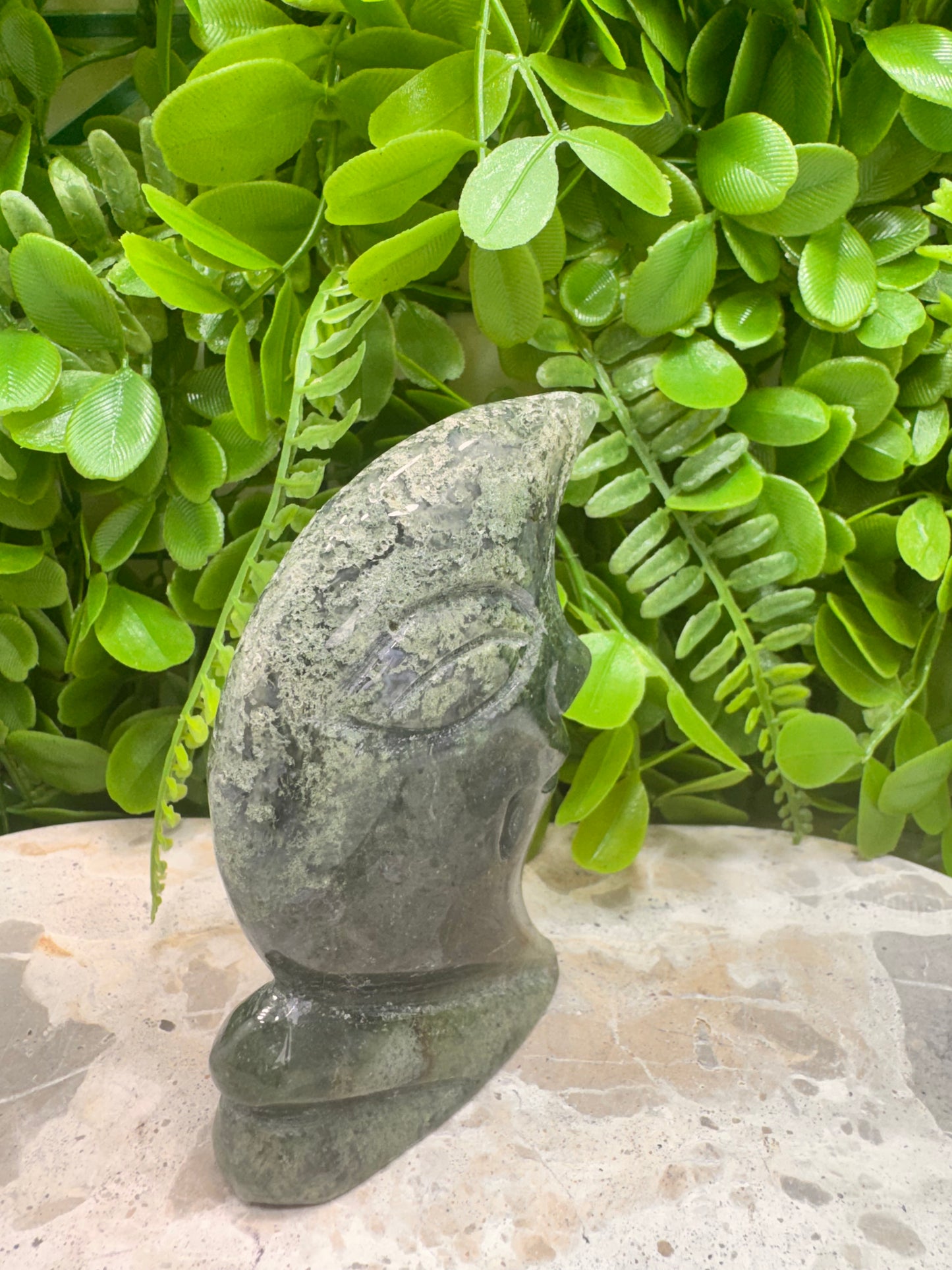 Moss Agate Moon 212g