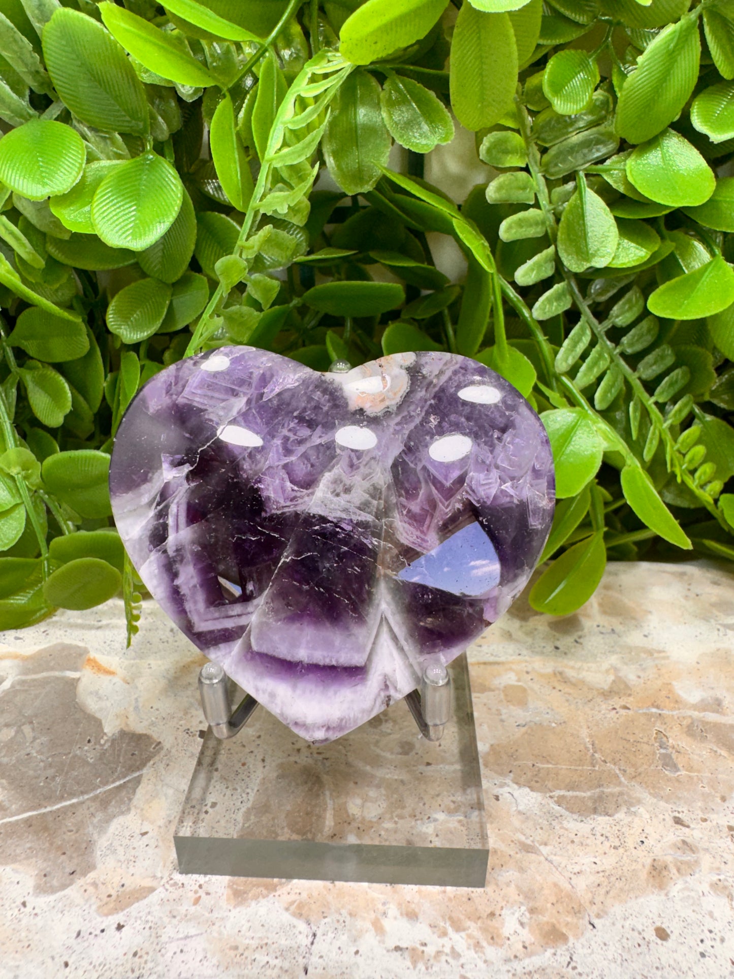 Chevron Amethyst Heart 138g