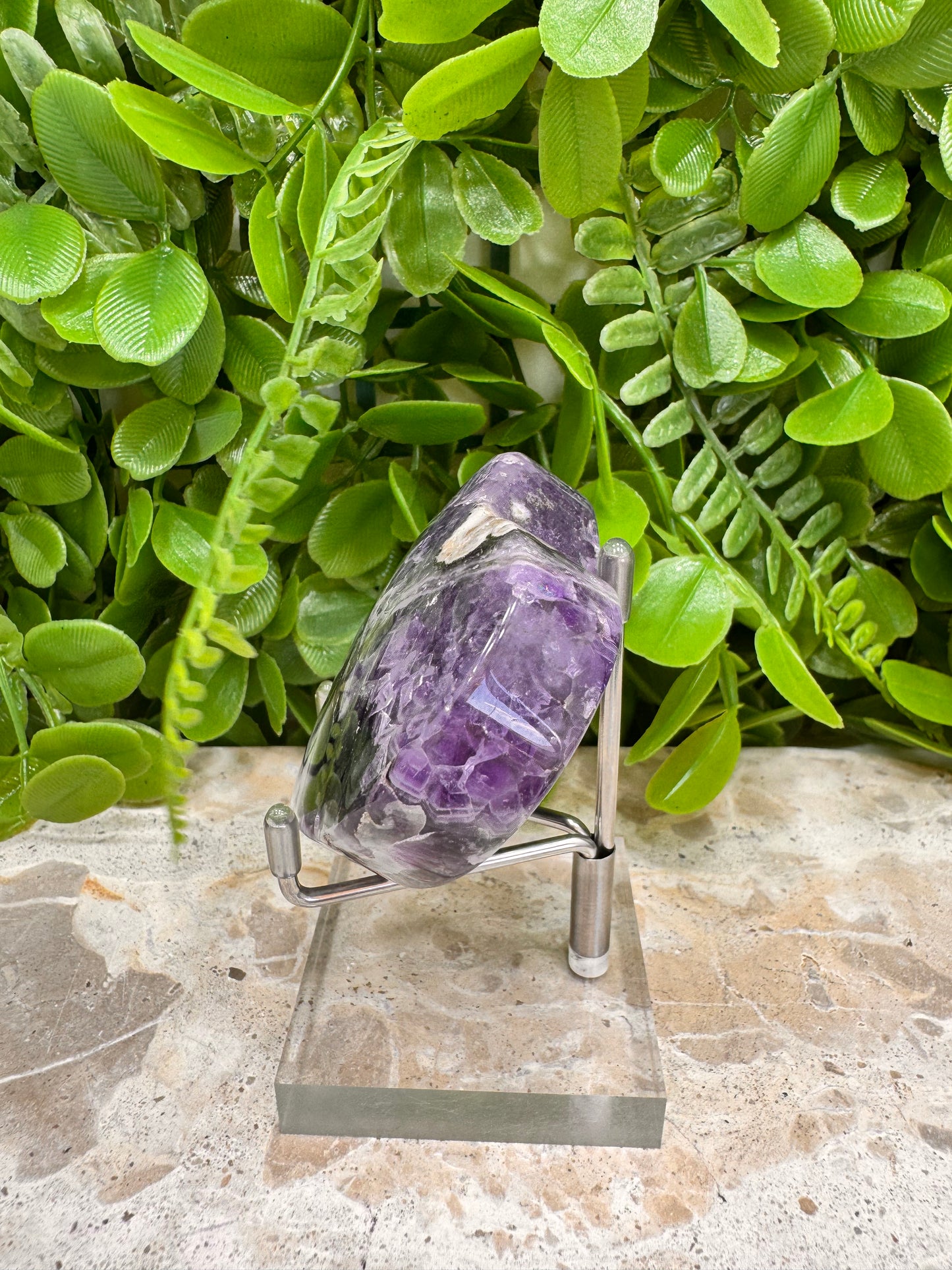 Chevron Amethyst Heart 138g