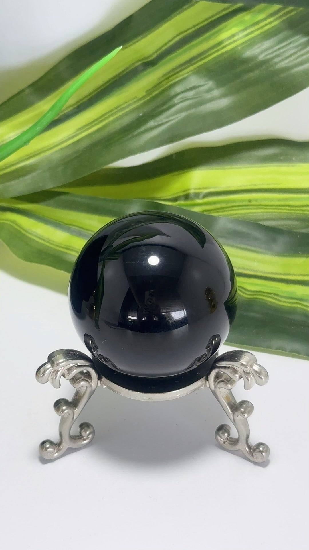 Obsidian Sphere 174g