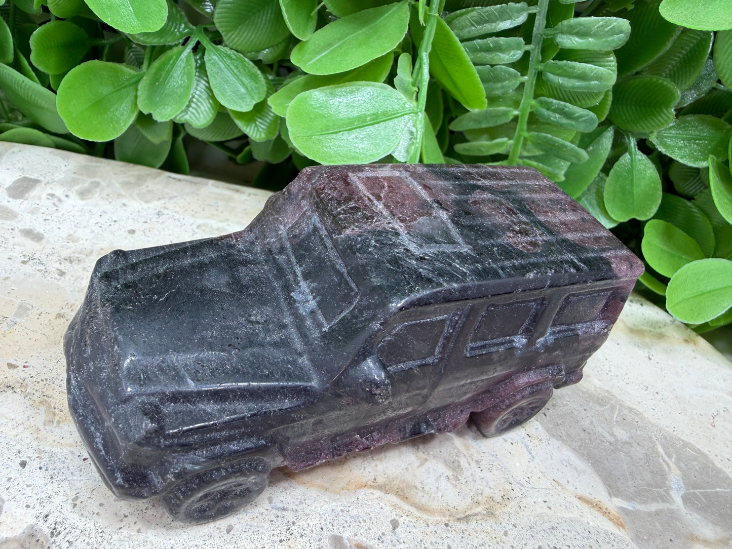 Garnet Four Wheeled Drive 350g