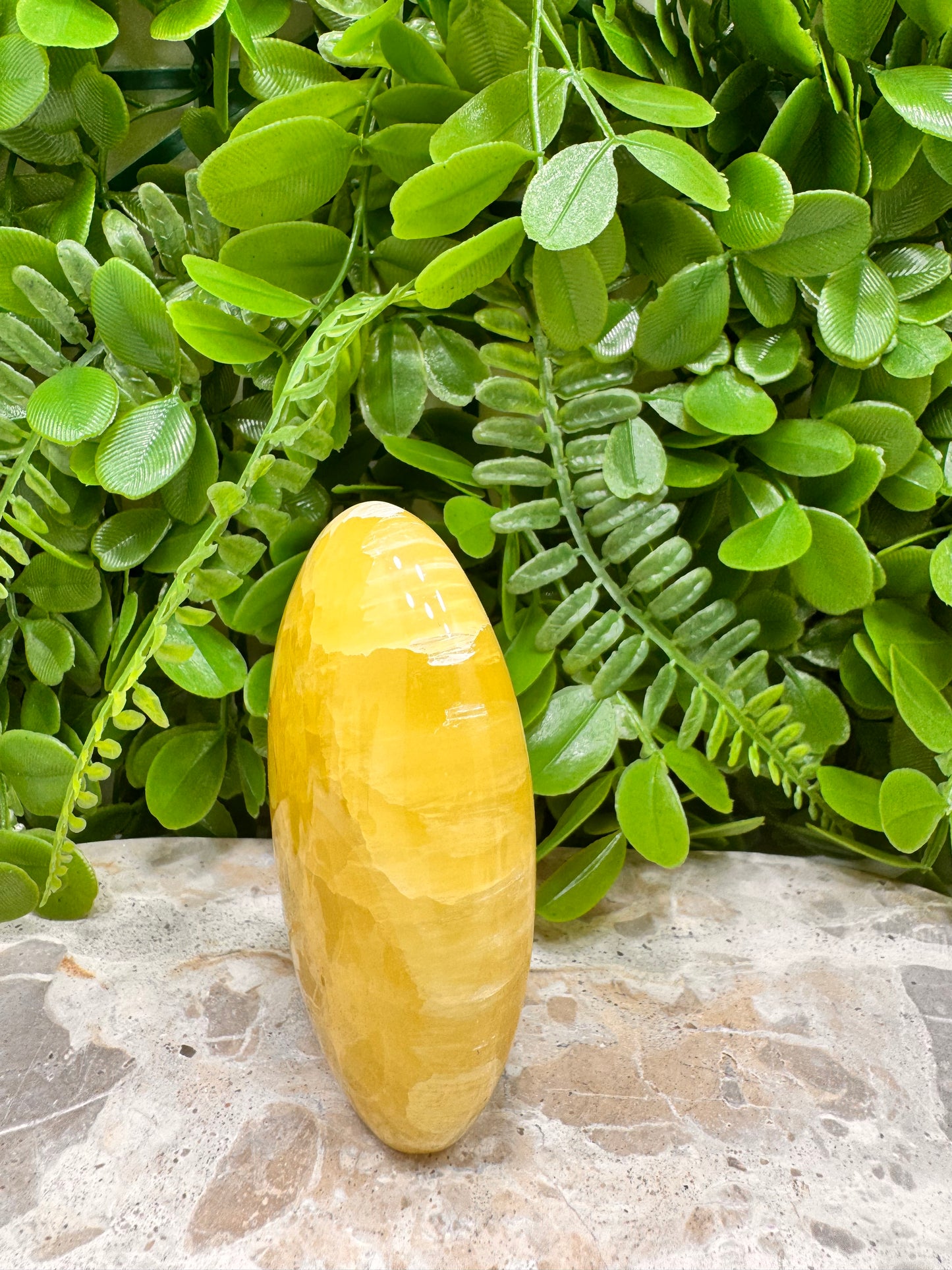 Standing Lemon Calcite 342g