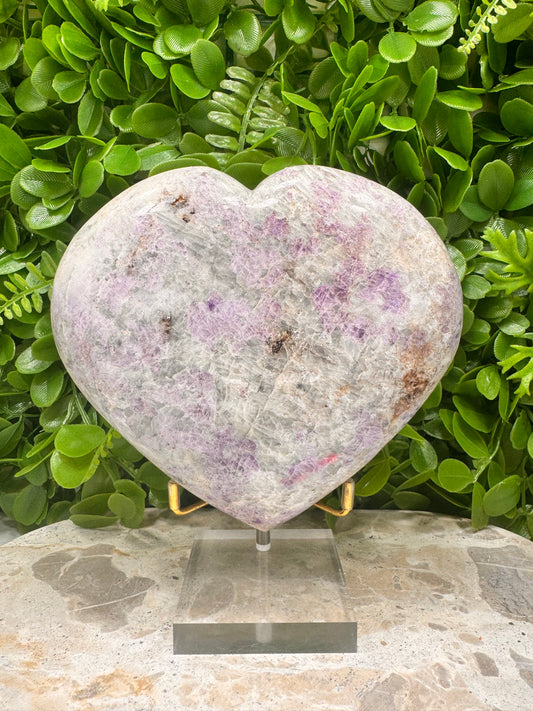 Hackmanite Heart 1.3kg