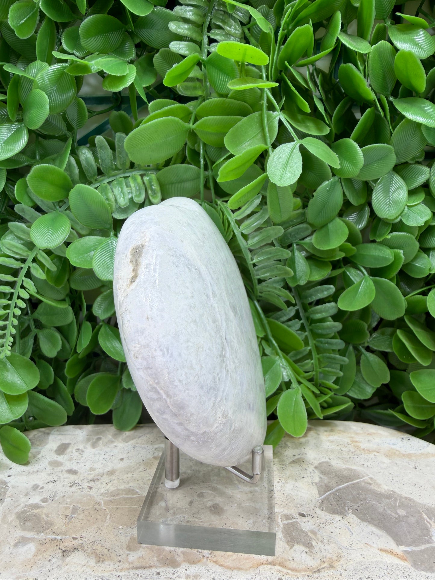 Hackmanite Heart 608g