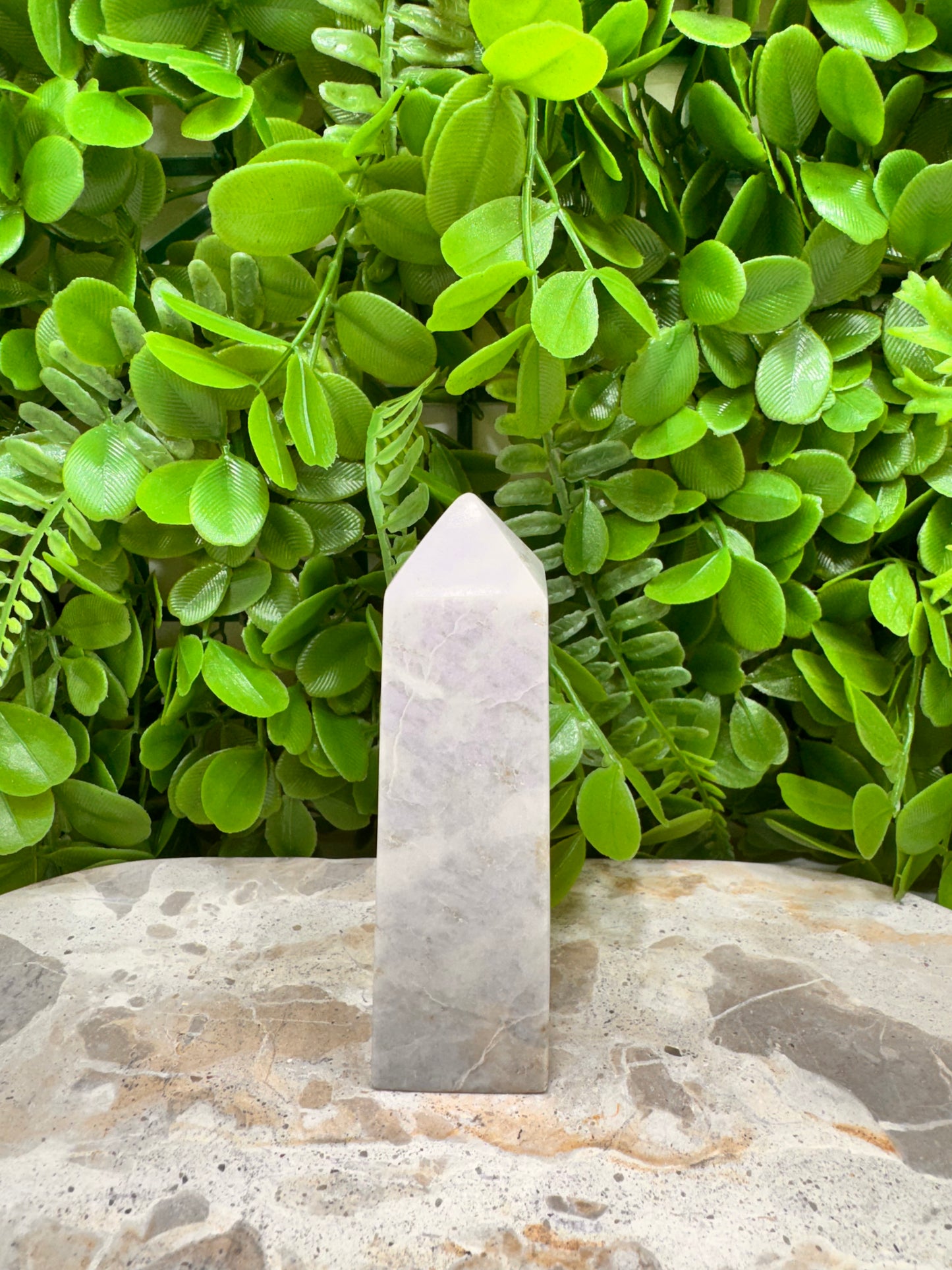 Hackmanite Point 216g