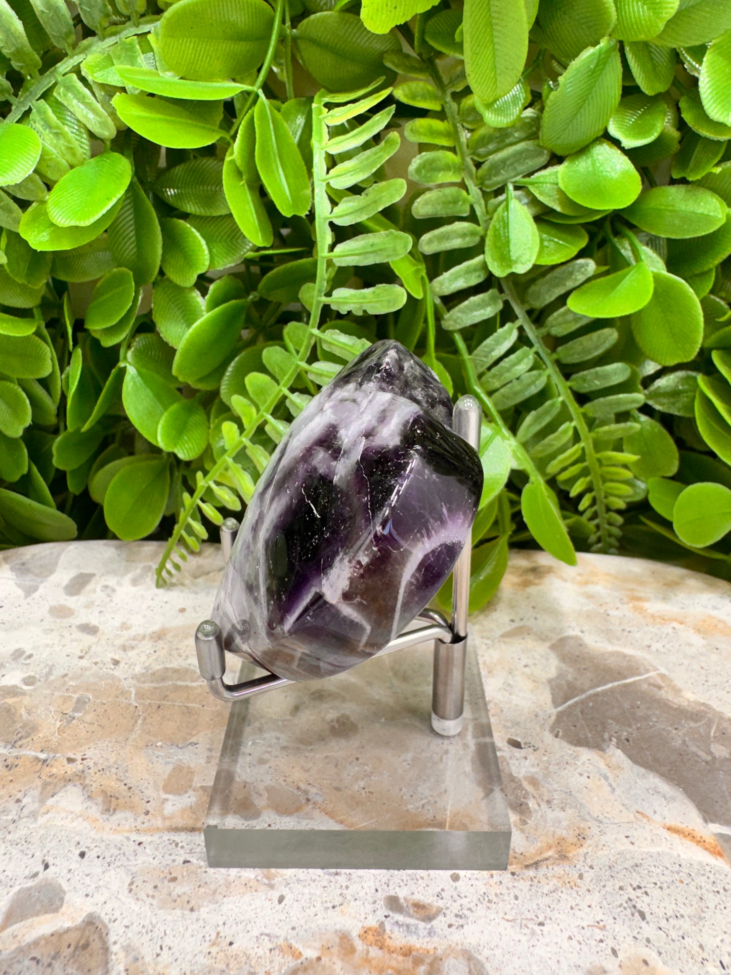 Chevron Amethyst Heart 138g
