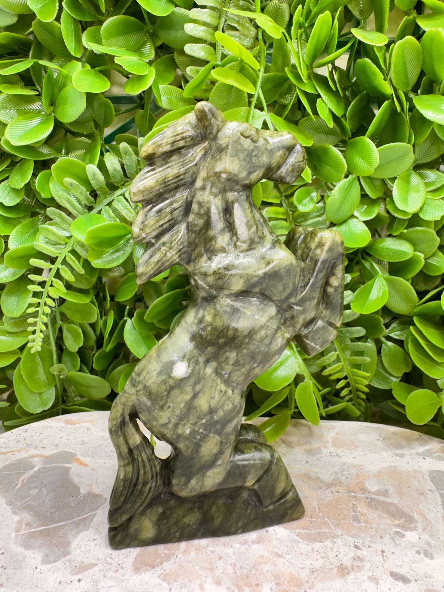 Serpentine Horse 374g