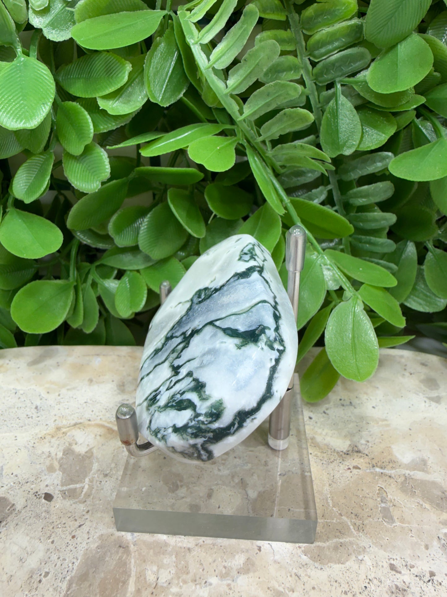 Moss Agate Palm Stone 88g