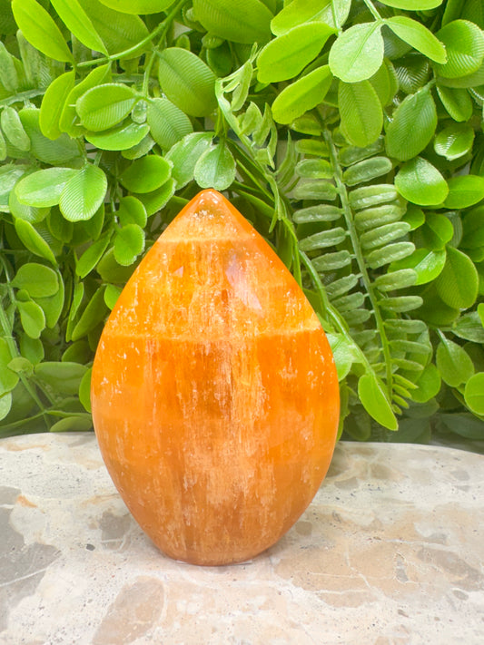 Crystalised Orange Calcite Flame 260g