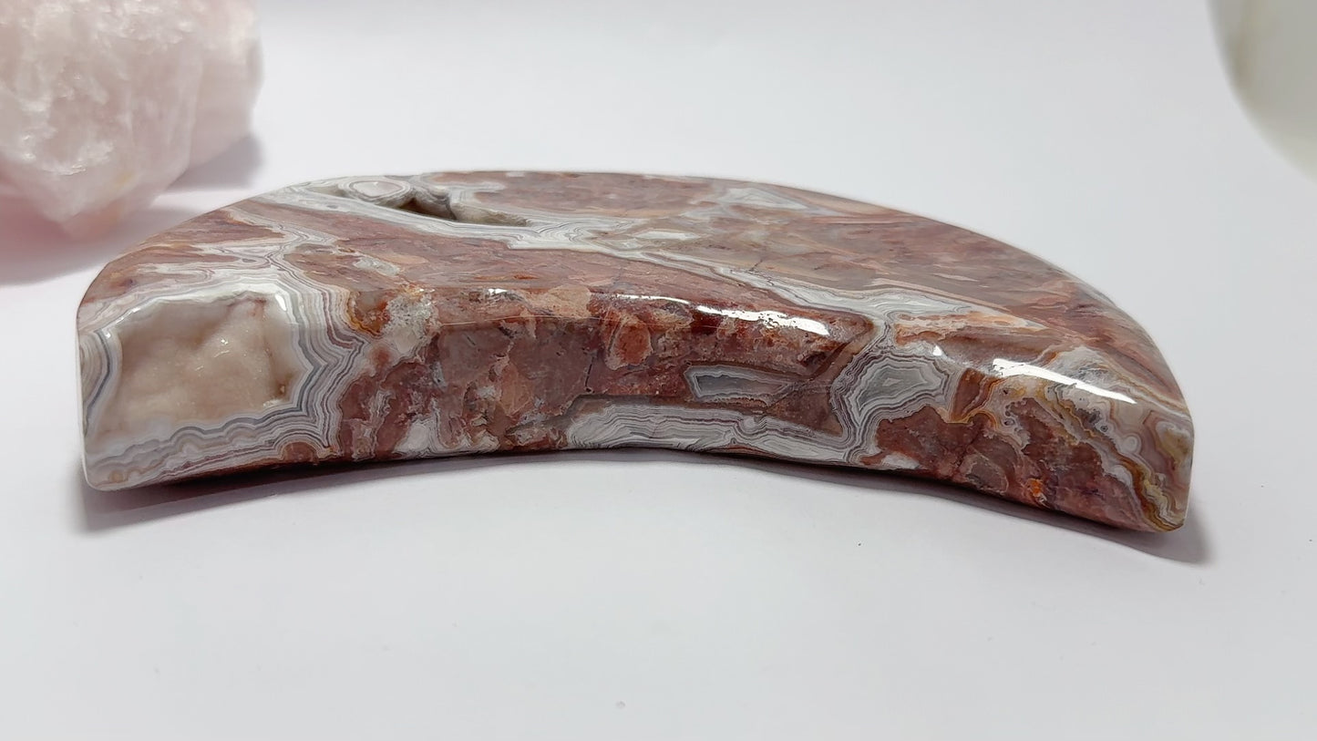 Mexican Agate Moon with Stand 730g