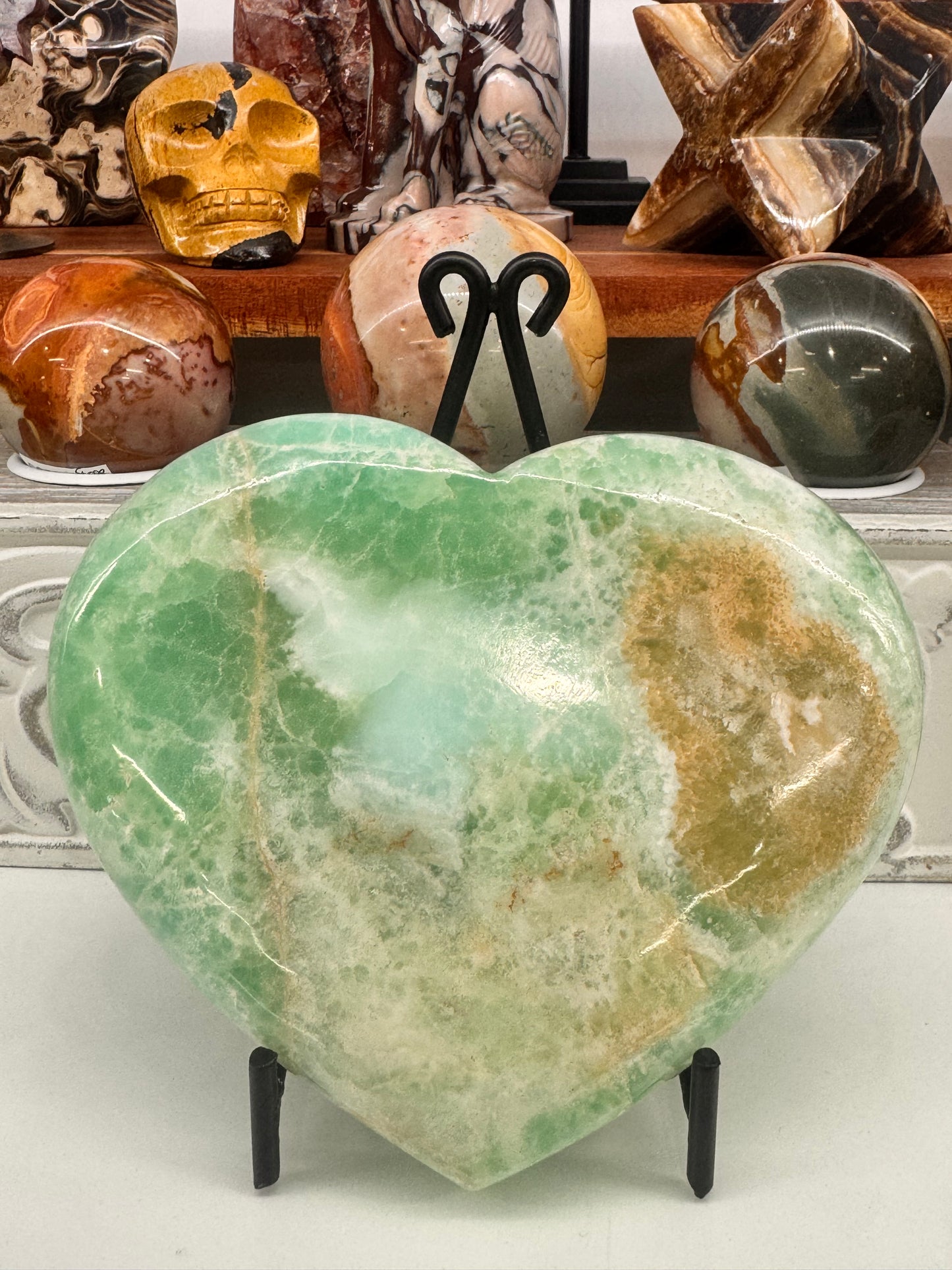 Aragonite & Smithsonite Heart 1kg