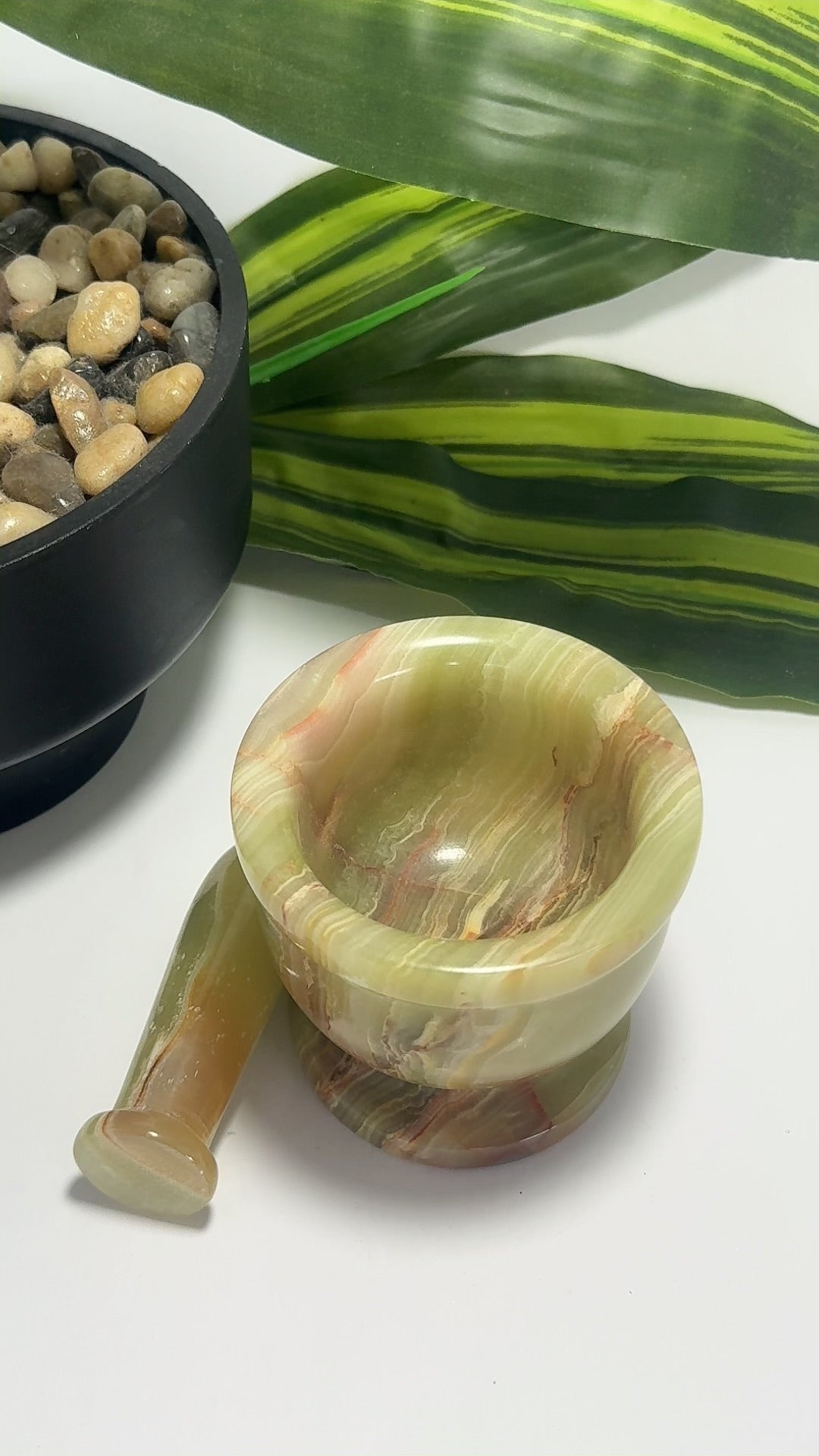 Mortar & Pestle Green banded Onyx 442g