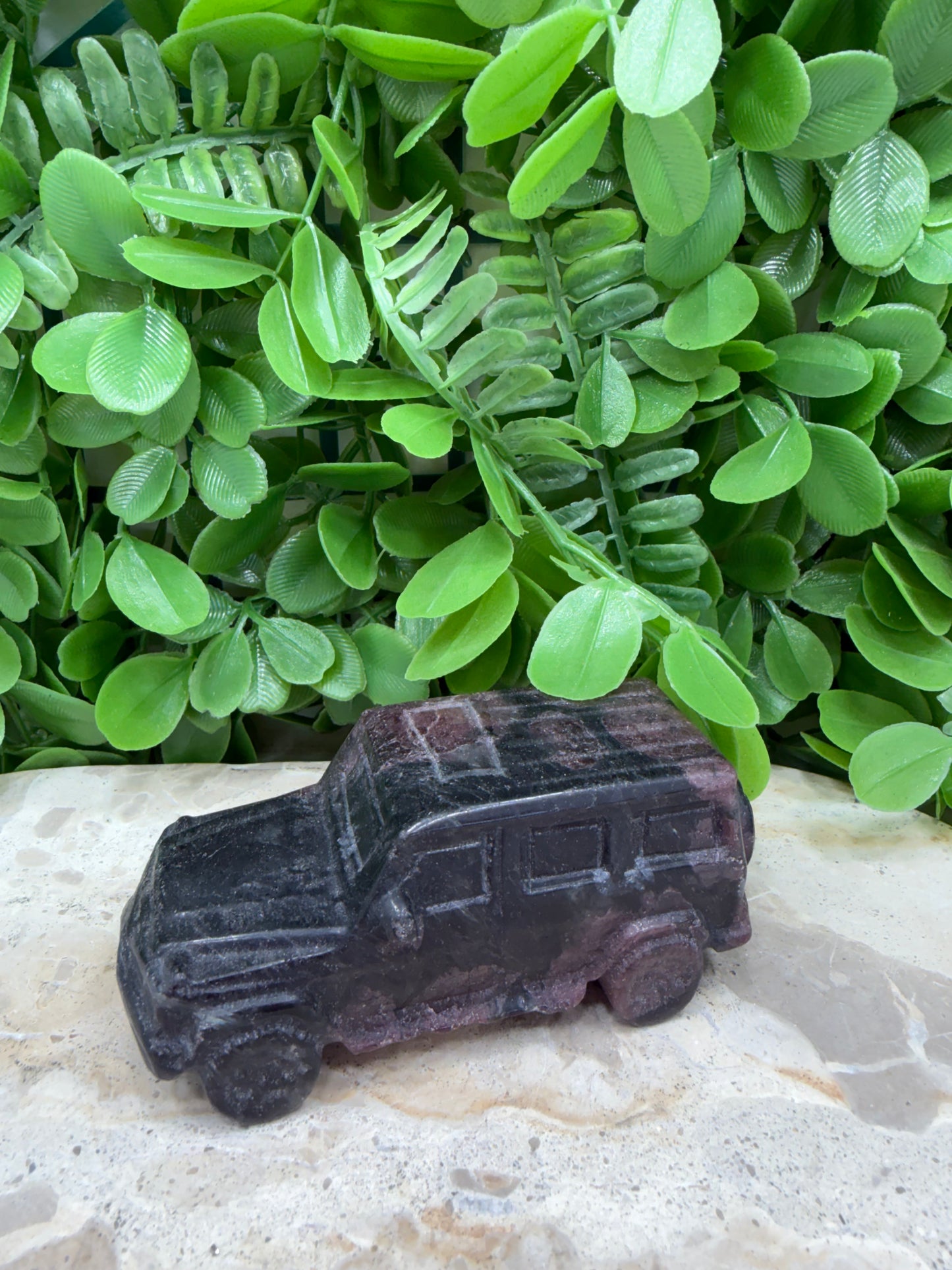 Garnet Four Wheeled Drive 350g