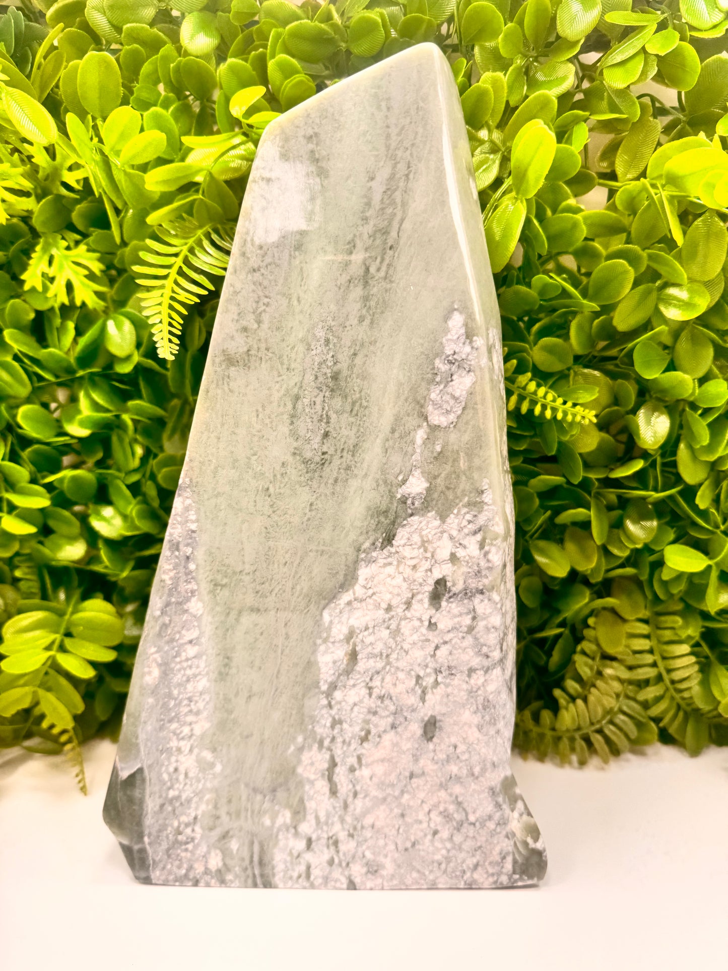 Flower Jade Freeform 2944g