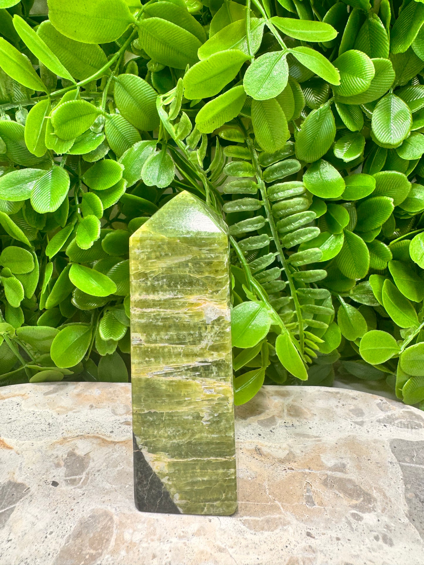 Tremolite Tower 220g