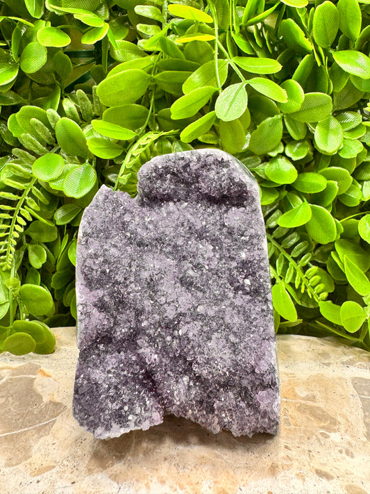 Amethyst Freeform 940g